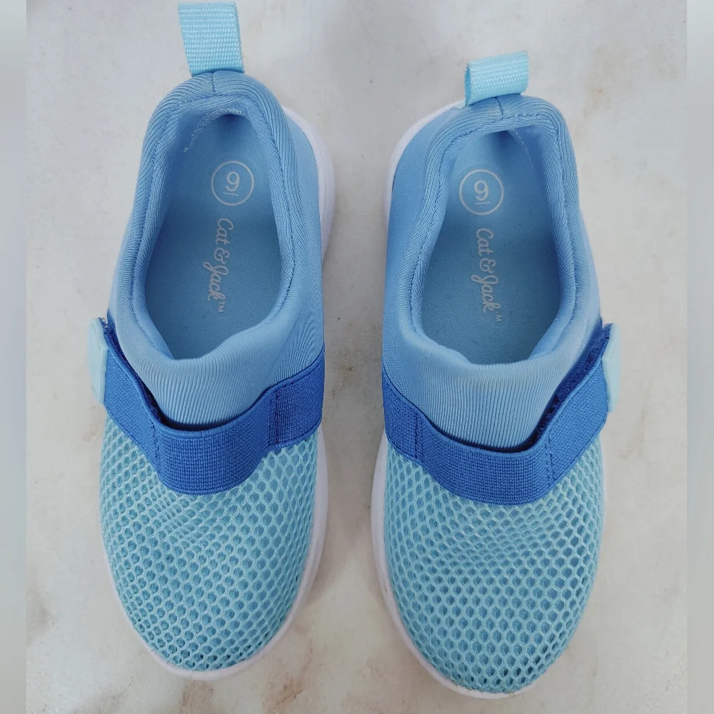 Cat & Jack Toddler Austen Water Shoes Hook Loop Closure, Sz 9